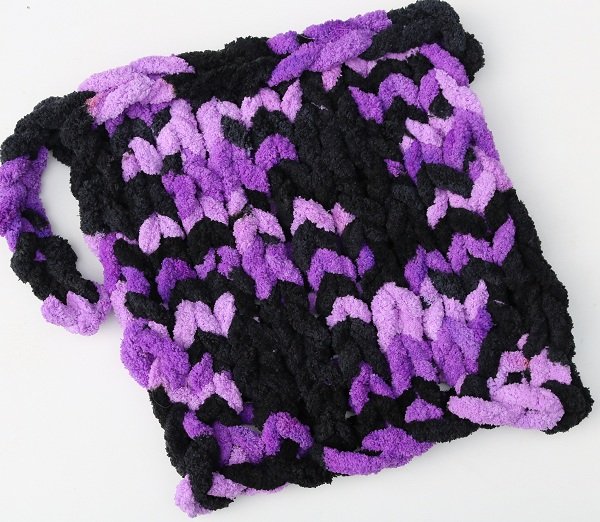 chenille knitted swatch variegated black violet