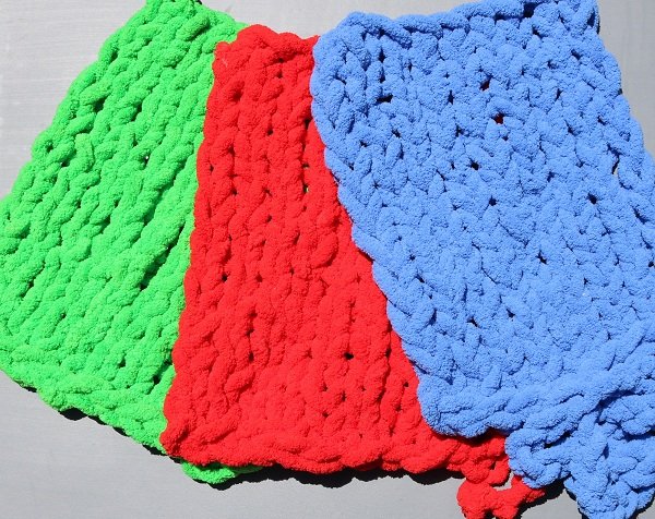 chenille swatch red-green and blue