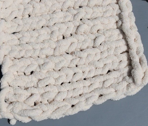 chenille super chunky yarn, ivory colour